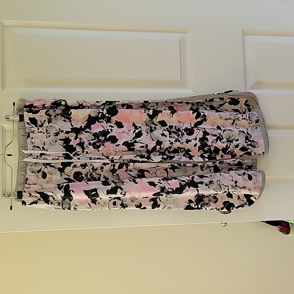 Secret Treasures crop pants